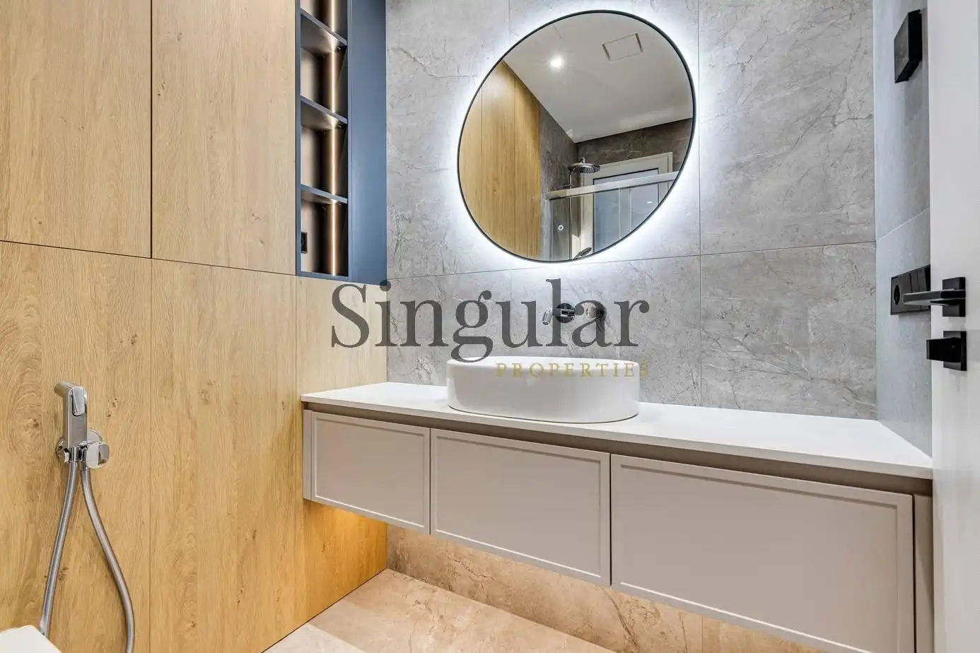 Piso con terraza en venta en Carrer de València, imagen 26