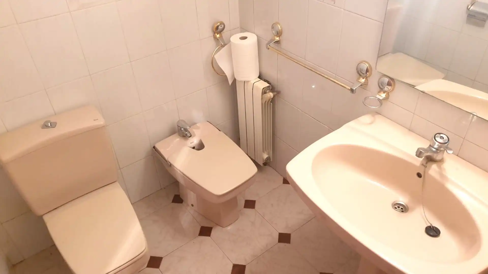 Baño de Finca rústica en venta en Aniñón con Calefacción y Trastero