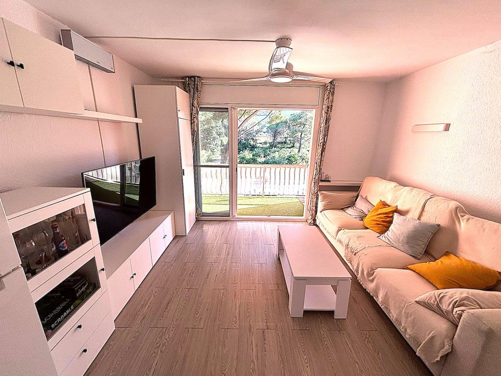 Living room of Study for sale in Pals  with Air Conditioner and Furnished