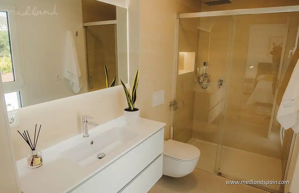 Detached house with pool for sale in Golf Bahía, imagen 11