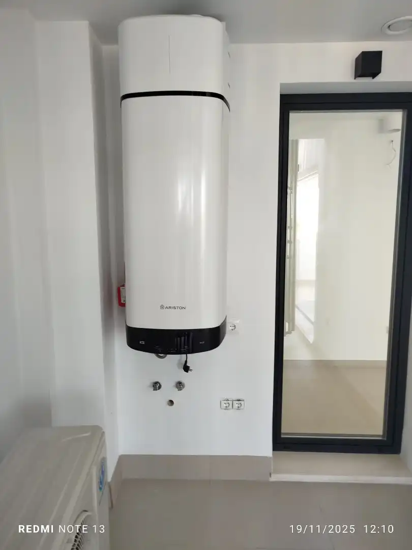 Attic for sale in Sevilla  with Air Conditioner, Heating and Parquet flooring