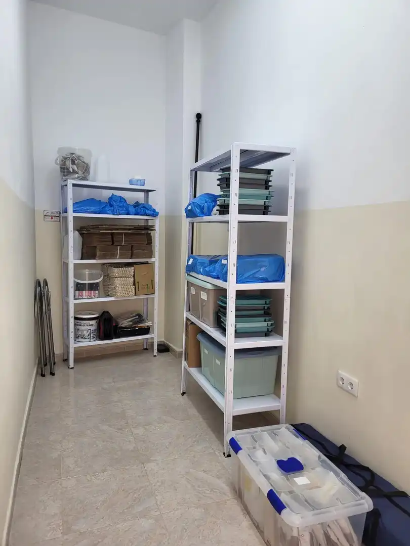 Local en venta en San Miguel de Salinas con Aire acondicionado