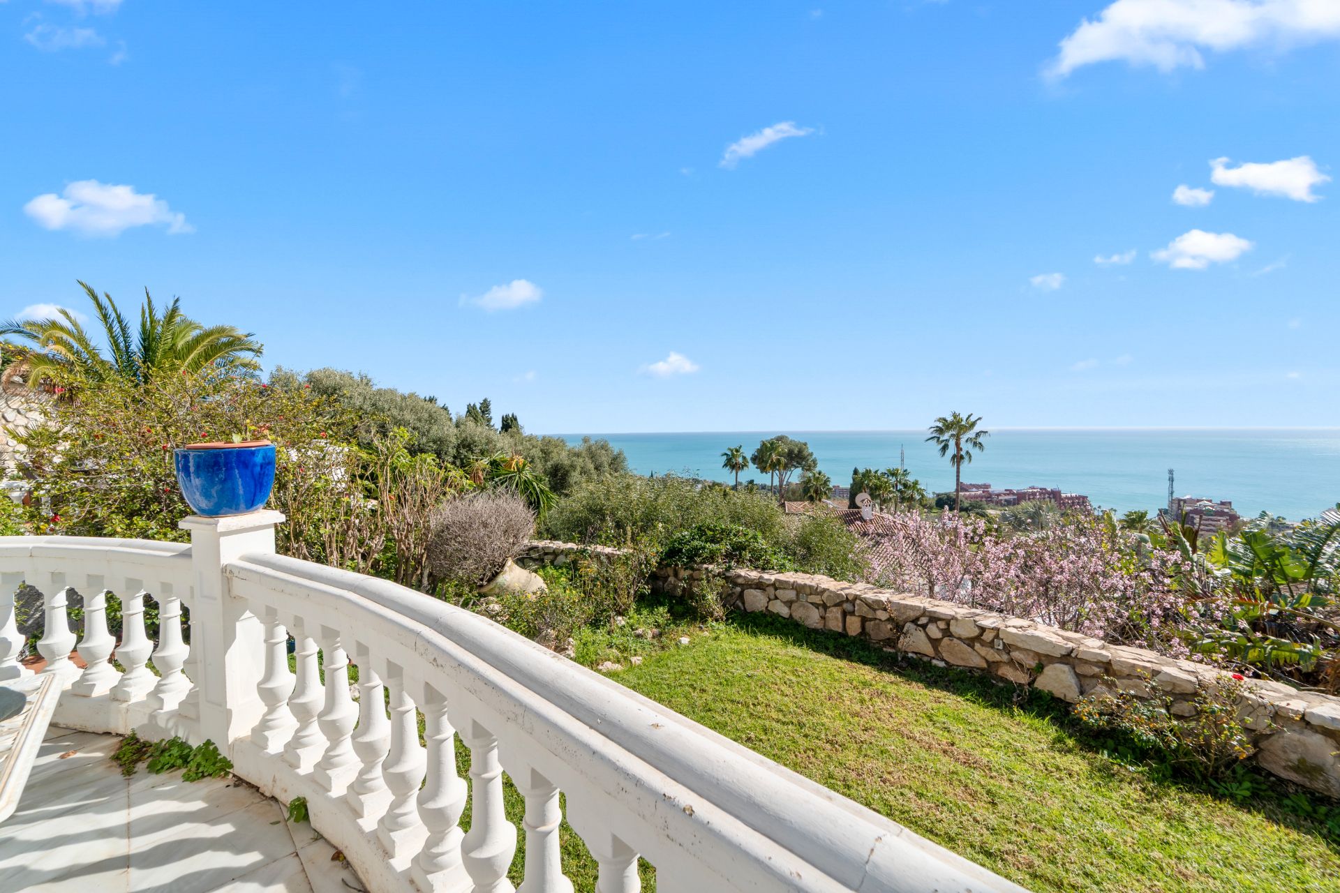 Jardí de Casa o xalet en venda en Benalmádena amb Aire condicionat, Jardí privat i Terrassa
