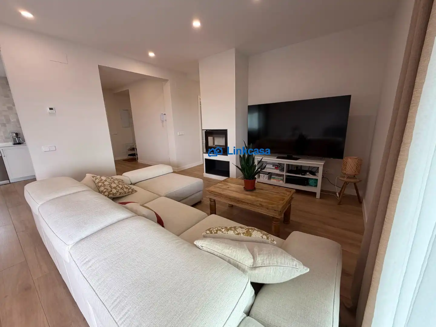 Sala de estar de Casa o chalet en venta en Navas del Rey con Calefacción, Jardín privado y Terraza