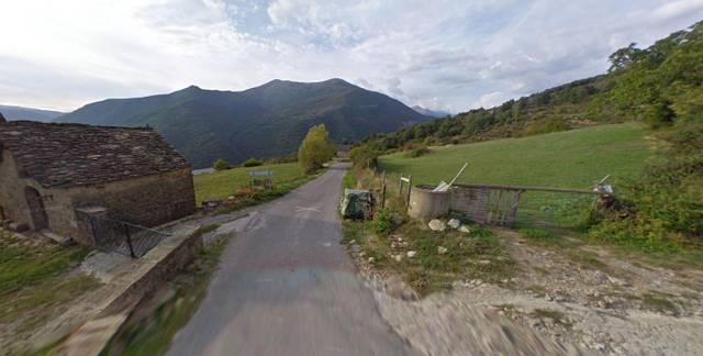 Casa-chalet en Venta en  BARRIONUEVO AG ASIN BROTO, 4 en Broto