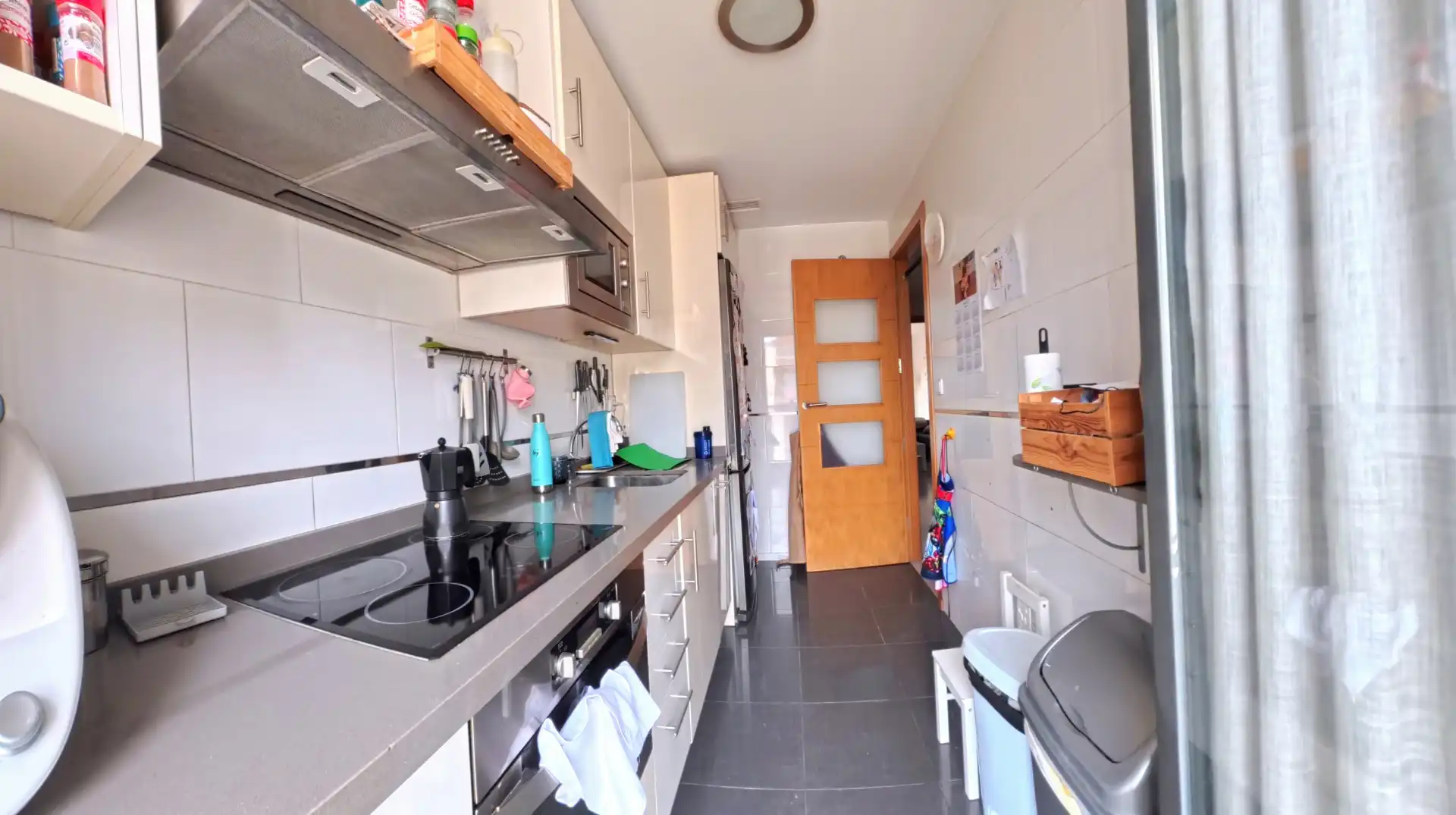 Cocina de Piso en venta en Mairena del Aljarafe con Aire acondicionado, Calefacción y Jardín privado