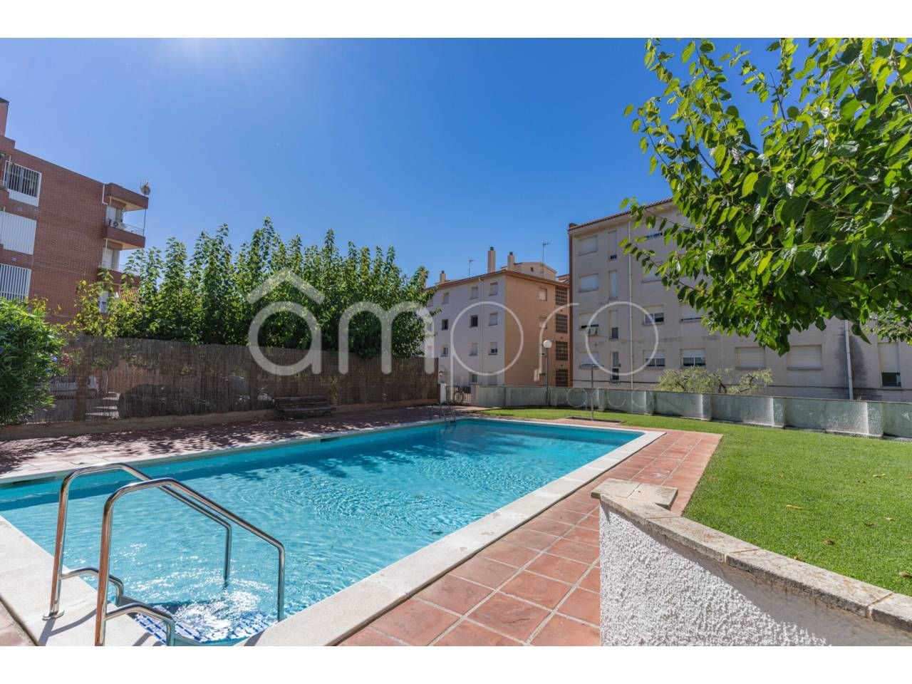 Piscina de Pis en venda en Torredembarra amb Terrassa, Balcó i Piscina comunitària