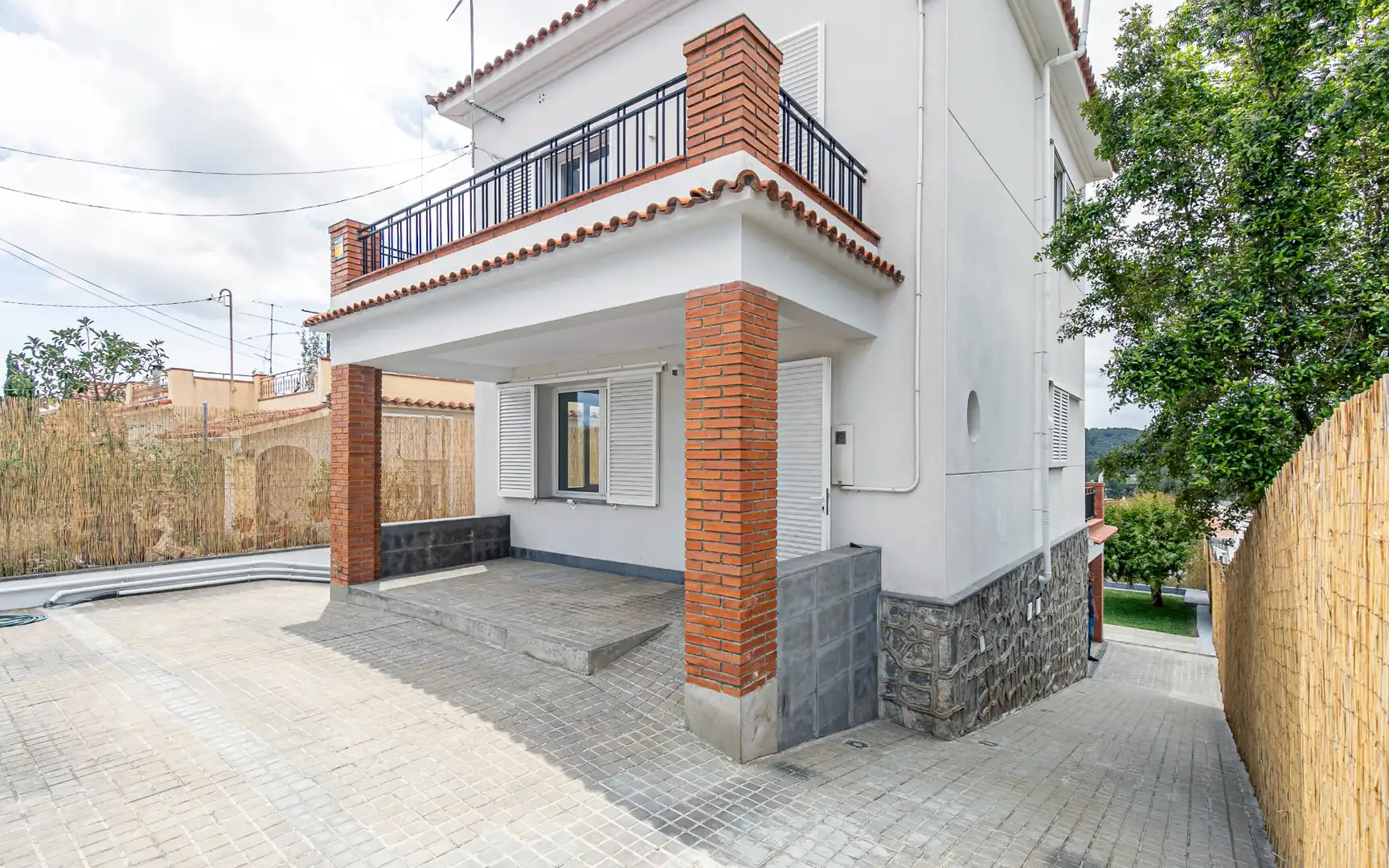 Vista exterior de Casa o chalet en venta en Viladecans con Aire acondicionado, Calefacción y Jardín privado