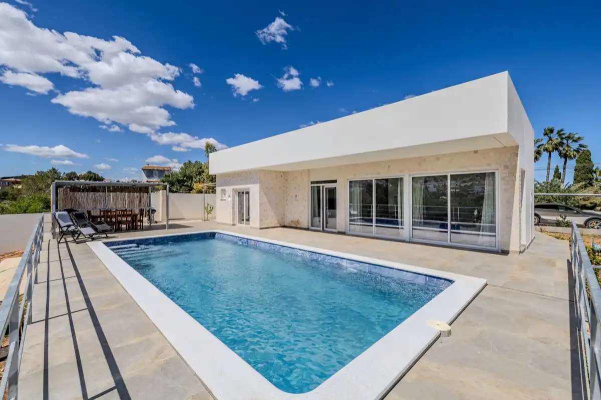 Swimming pool of Houses for sale in Dénia  with Air Conditioner, Heating and Private garden