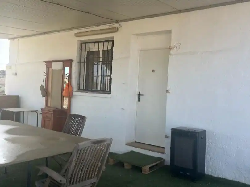 House for sale in Calle Julio Castelo 8