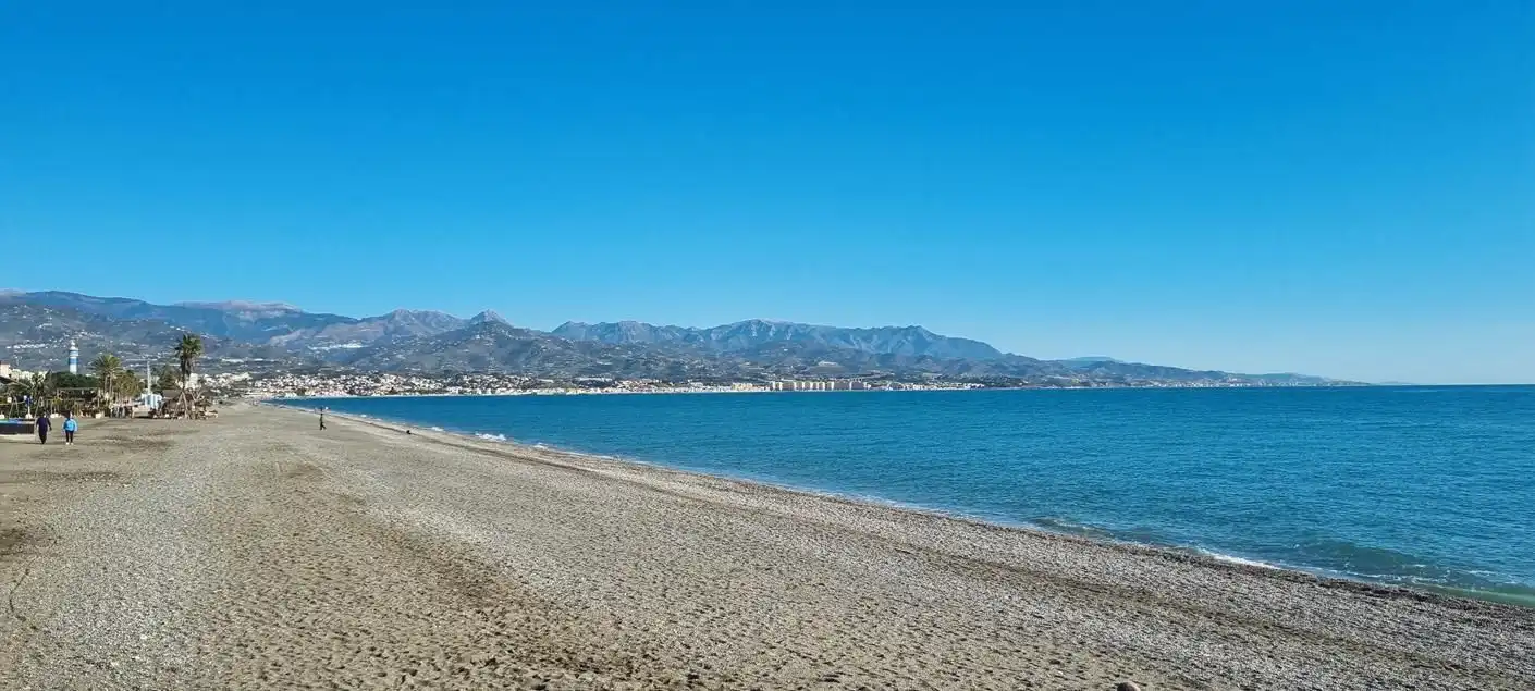 Vista exterior de Apartament de lloguer en Vélez-Málaga amb Aire condicionat, Calefacció i Terrassa