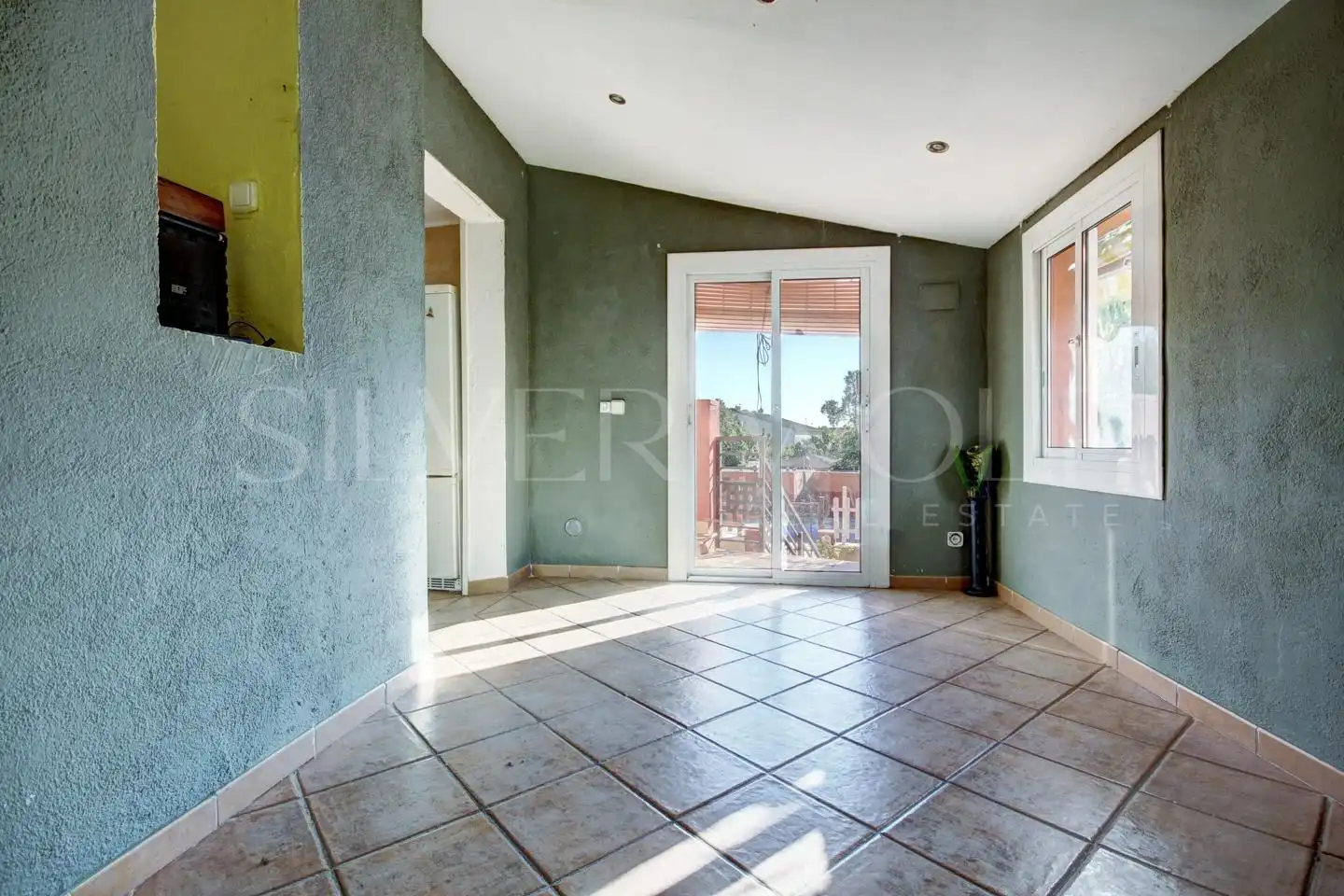 Sala d'estar de Casa o xalet en venda en Pontons amb Jardí privat, Terrassa i Traster