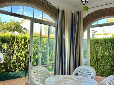 Villa zum Verkauf in Matalascañas