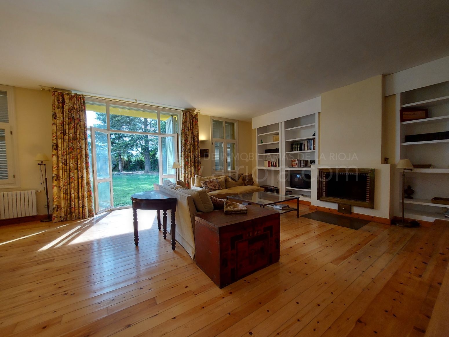 Living room of House or chalet for sale in Lardero  with Heating, Private garden and Parquet flooring
