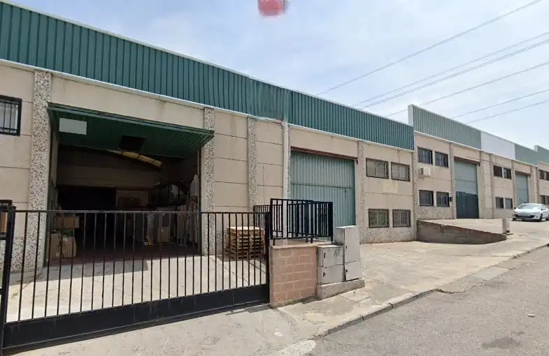 Nave industrial en venta en C/ Bronce, Yuncos