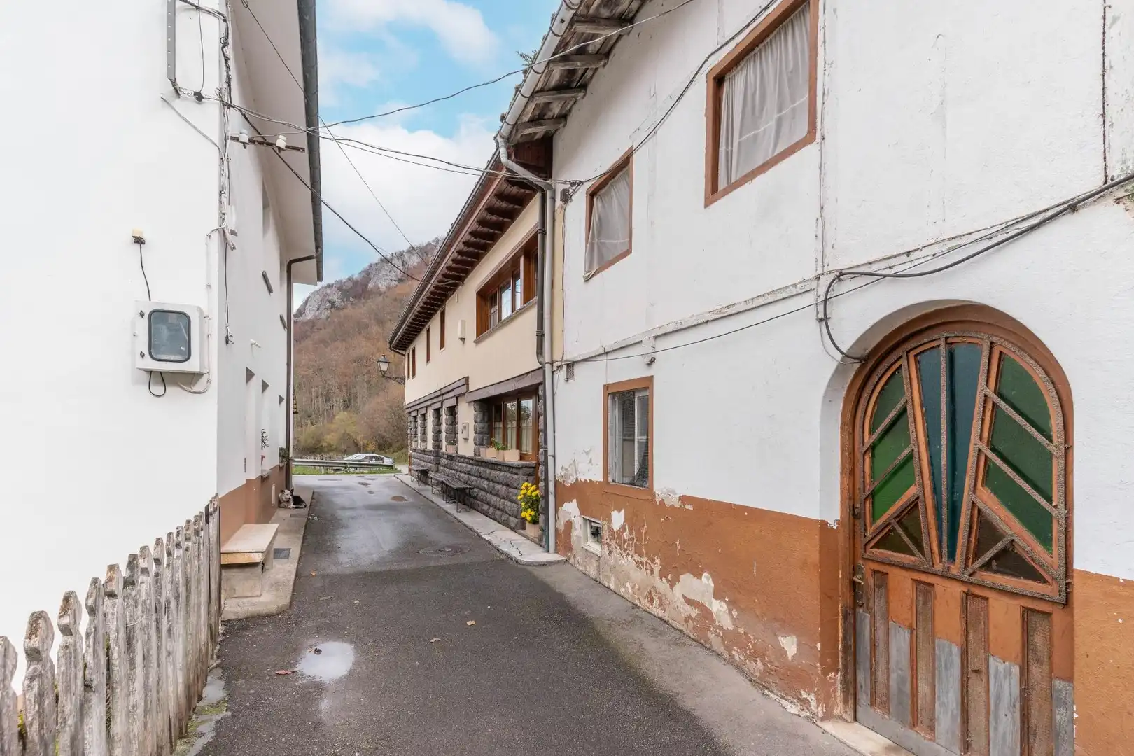 Vista exterior de Casa o chalet en venta en Caso con Calefacción, Jardín privado y Terraza