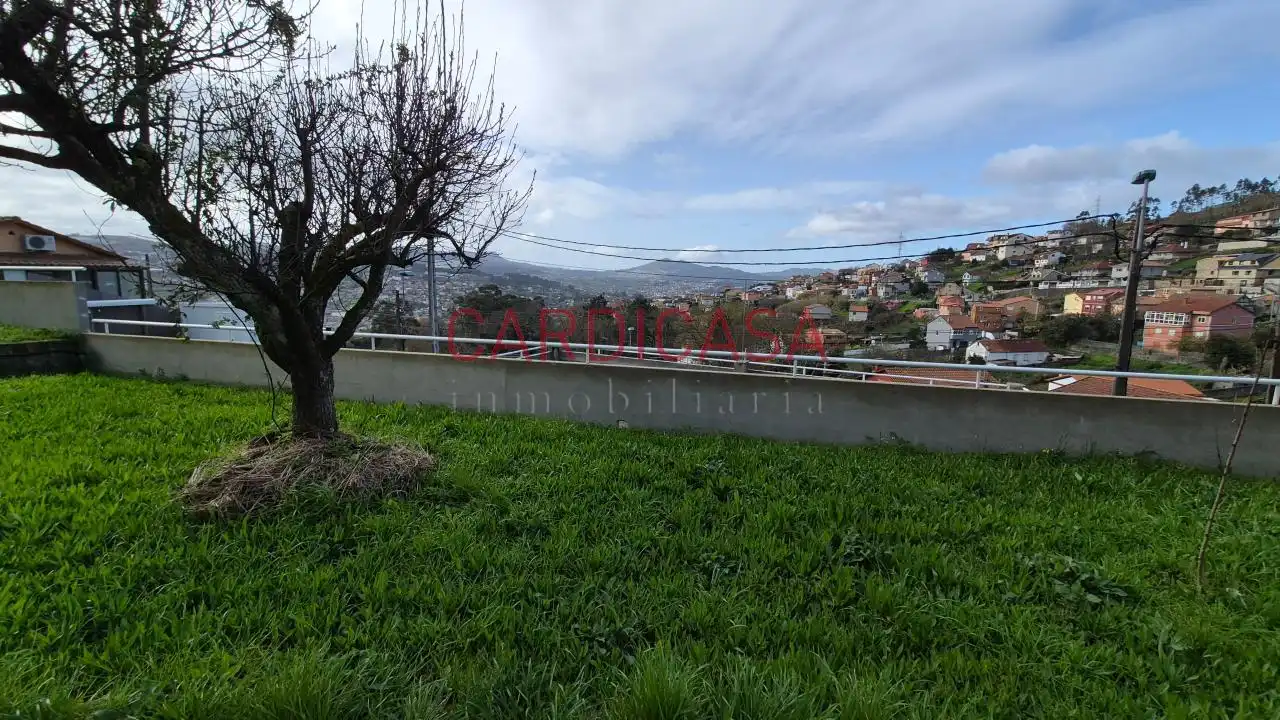 Vista exterior de Casa o chalet en venta en Vigo  con Calefacción, Trastero y Amueblado