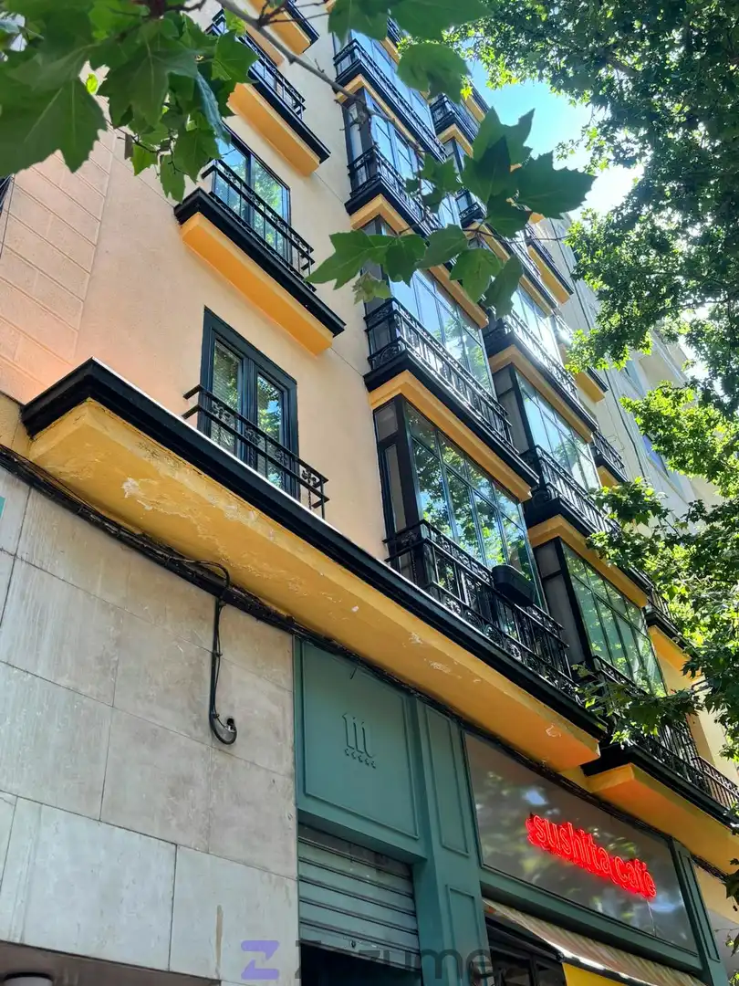 Vista exterior de Estudio de alquiler en Madrid con Aire acondicionado, Calefacción y Parquet