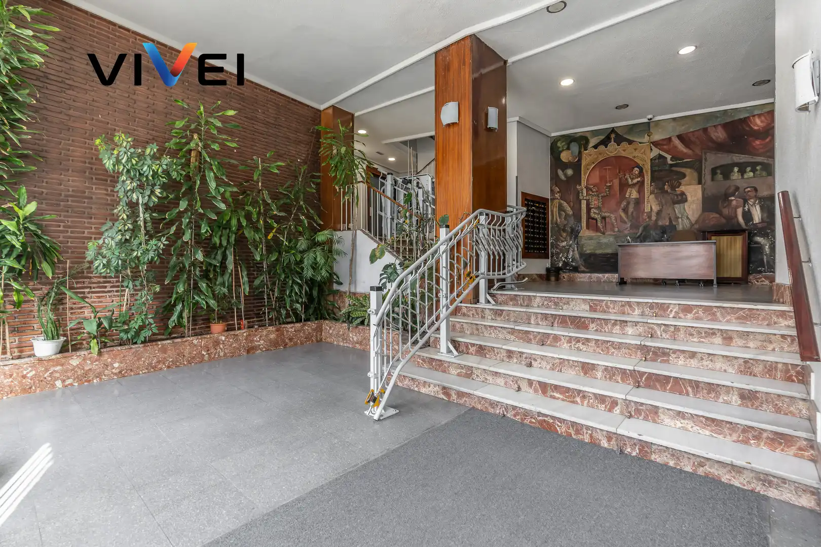 Dachboden zum Verkauf in Madrid mit Heizung, Terrasse und Balkon