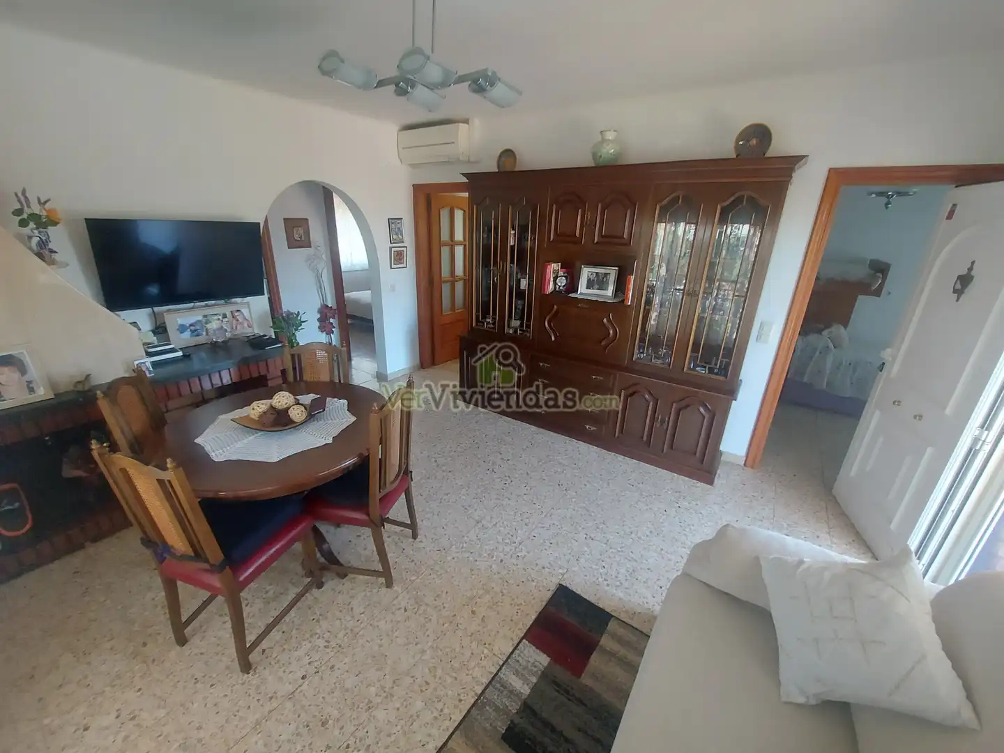 Sala de estar de Casa o chalet en venta en Sant Llorenç d'Hortons con Jardín privado, Terraza y Piscina