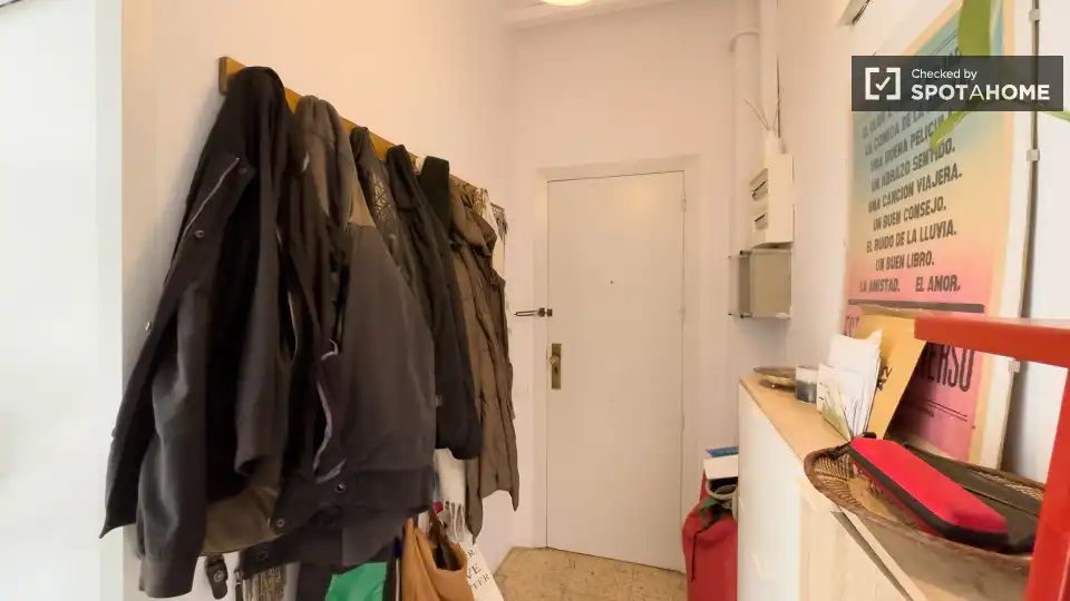 Flat with terrace to rent in Sants - Montjuïc, imagen 3
