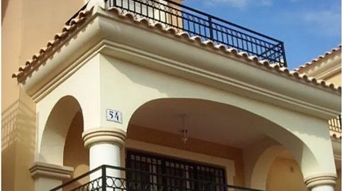 Foto 3 de Casa adosada en venta en Carrer de I'aigualera, Bonalba - Cotoveta, Mutxamel
