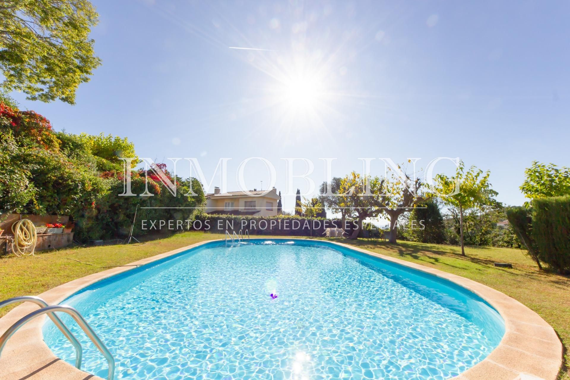 Swimming pool of Flat for sale in Cabrera de Mar  with Heating, Parquet flooring and Terrace