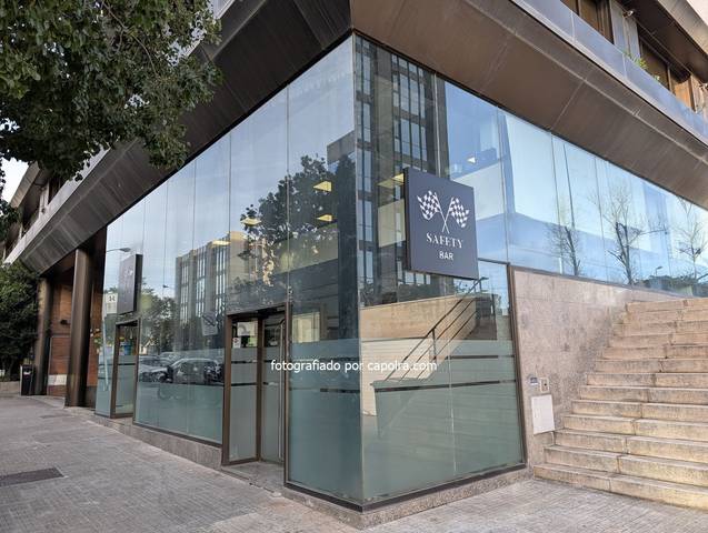 Oficina en Alquiler en frederic mompou, 3 en Centre