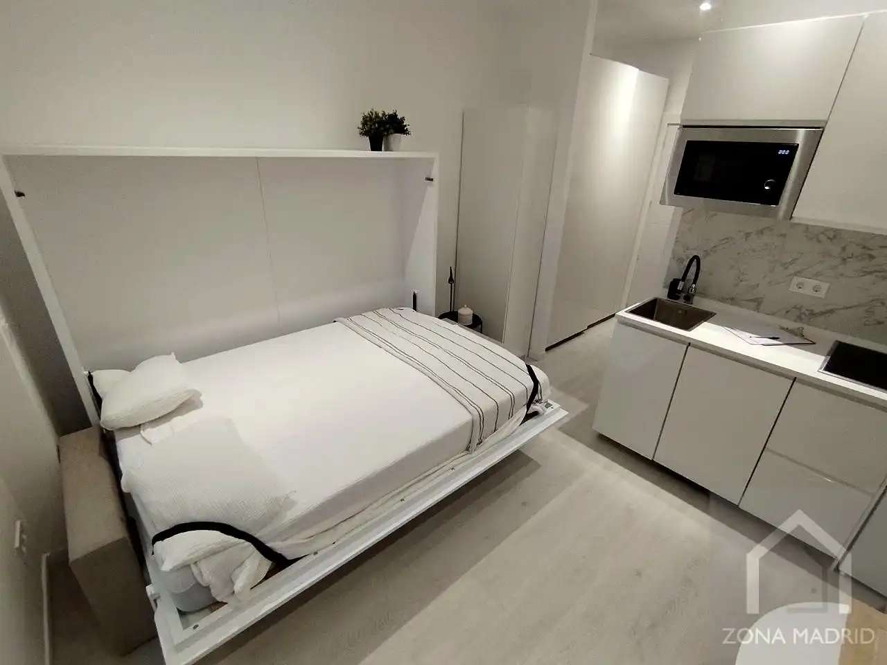 Wohnung zur Miete in De Montesa, Lista