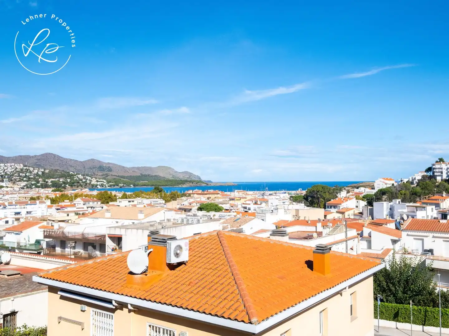 Exterior view of Houses for sale in Llançà  with Air Conditioner, Heating and Private garden