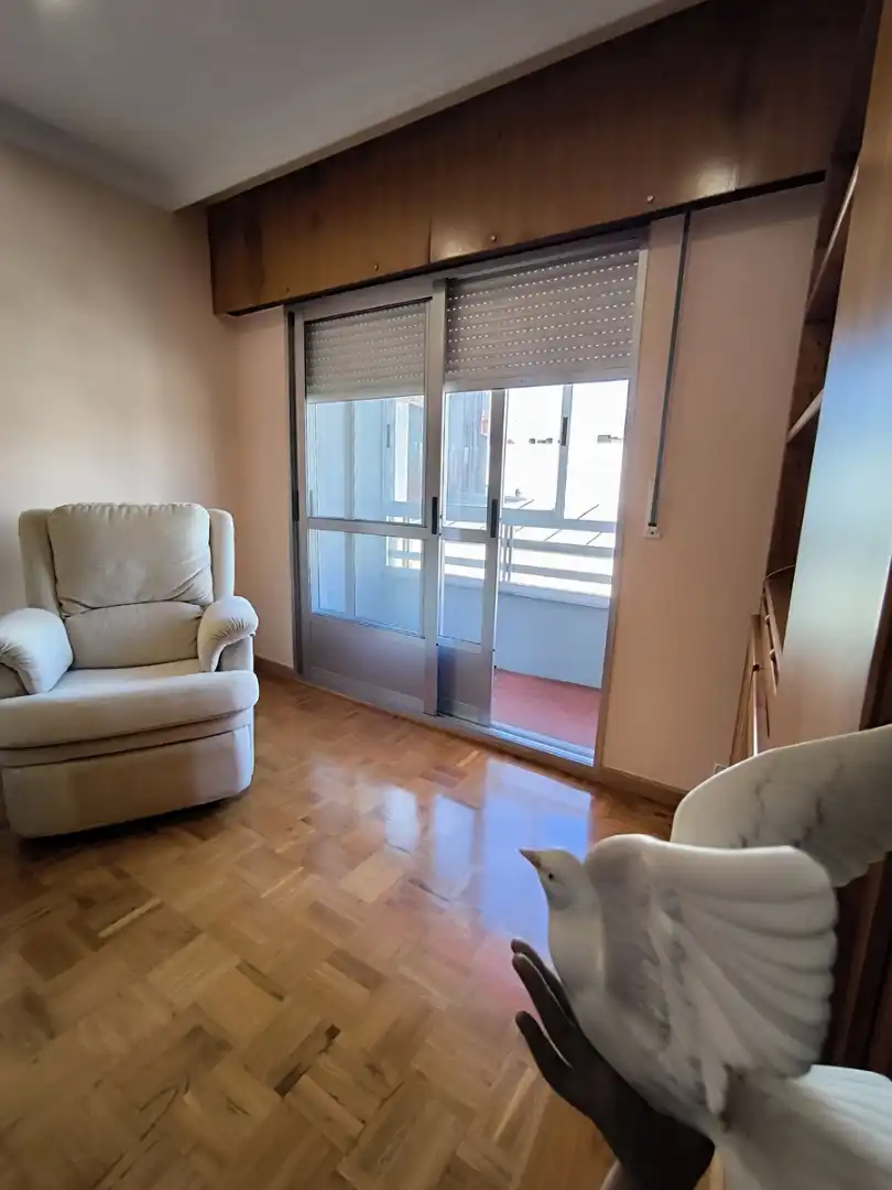 Bedroom of Flat for sale in Vilagarcía de Arousa  with Heating, Parquet flooring and Furnished
