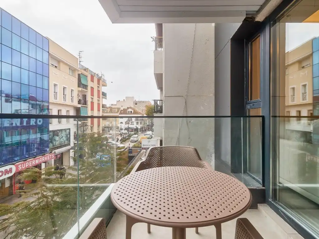 Terrasse von Wohnung zum Verkauf in Fuengirola mit Klimaanlage, Terrasse und Ofen