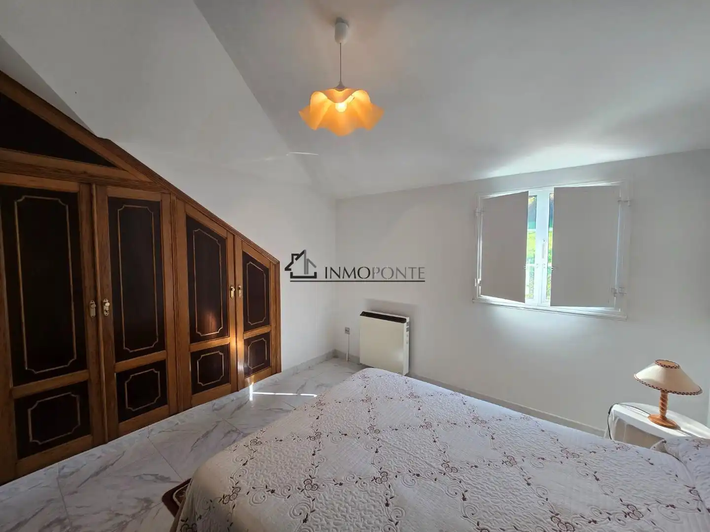 Dormitori de Casa o xalet en venda en Cerdedo amb Jardí privat