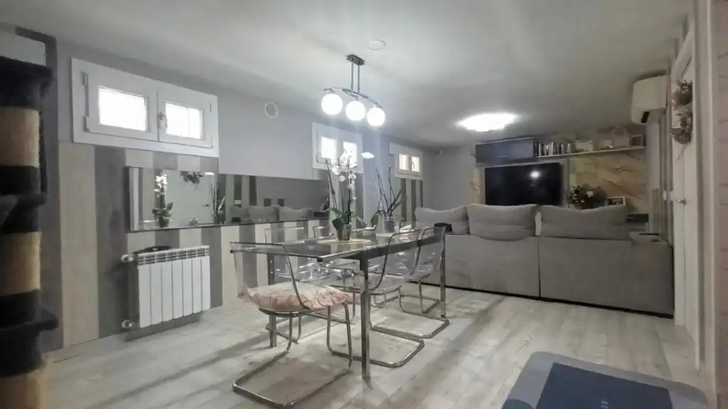 Living room of Duplexes for sale in Madrid  with Air Conditioner, Heating and Storage room