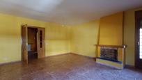 Wohnzimmer von Wohnung zum verkauf in Sort mit Heizung