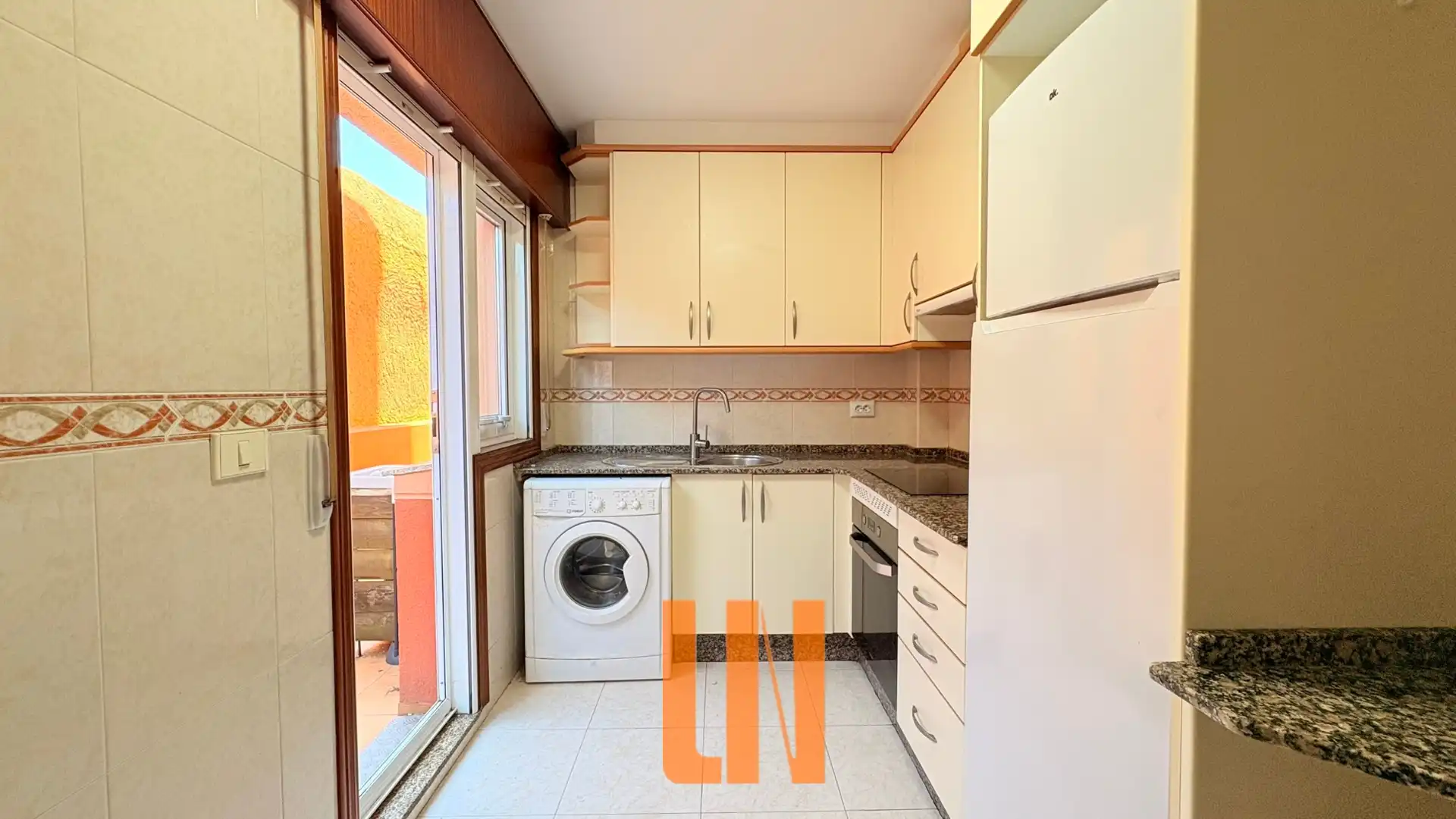 Küche von Wohnung zum Verkauf in Oleiros mit Heizung und Parkett