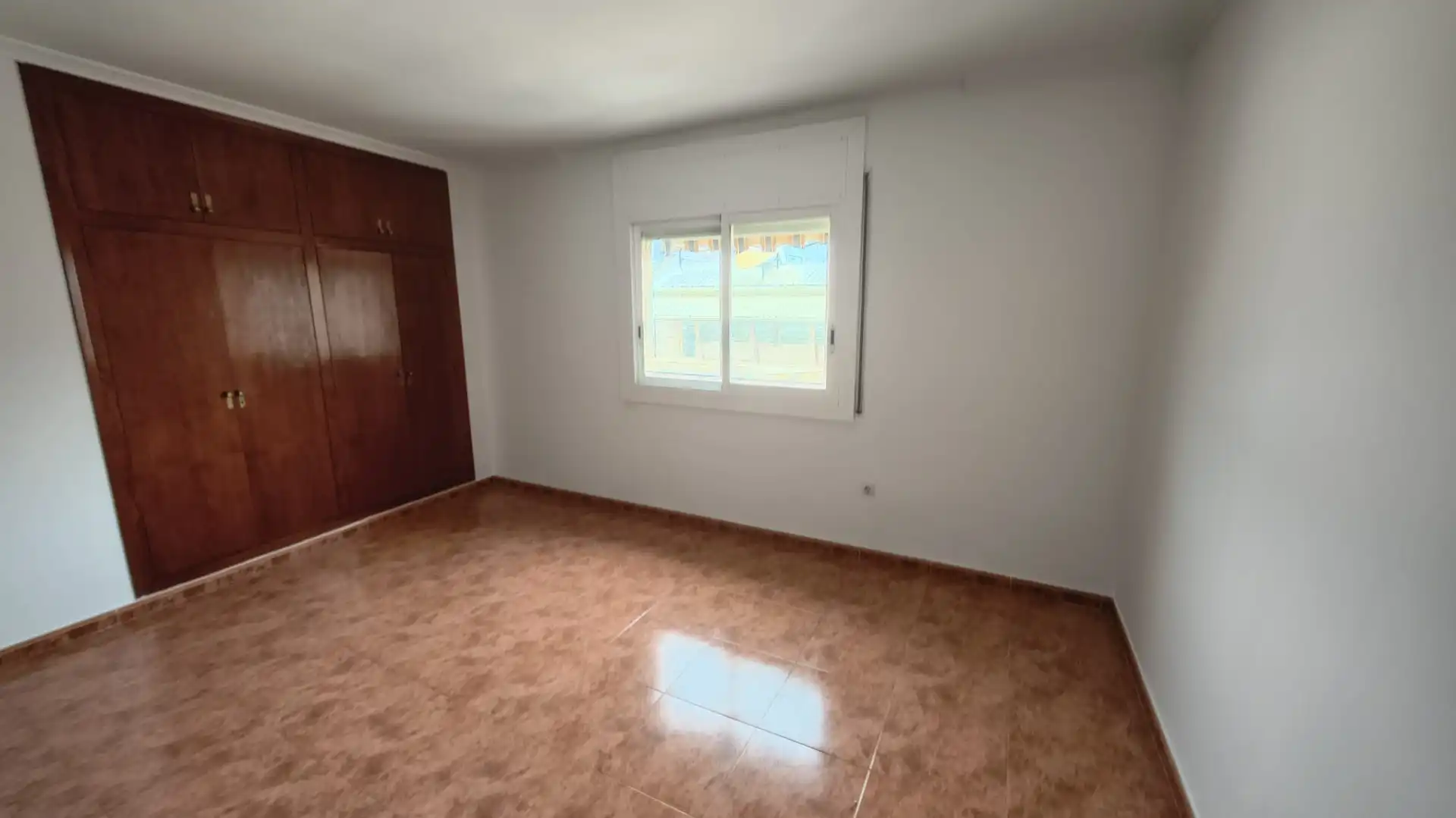 Habitación de Piso en venta en Vilanova i la Geltrú con Aire acondicionado y Calefacción