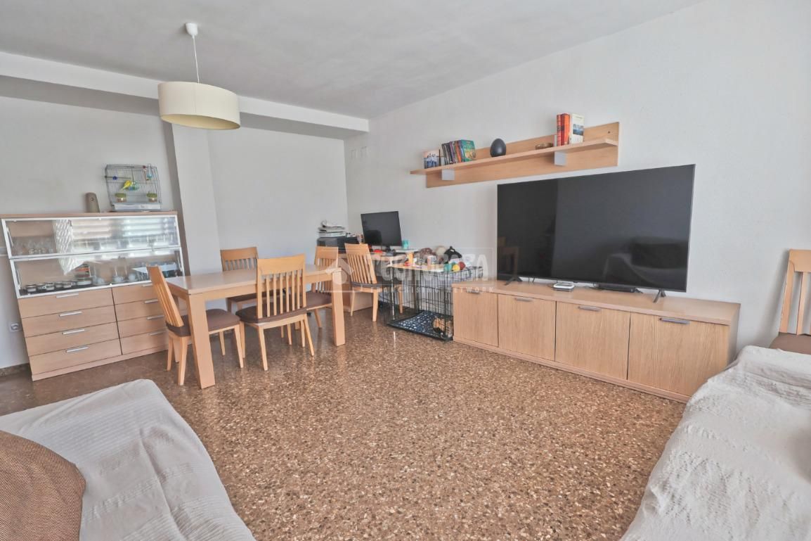 Living room of Flat for sale in Sagunto / Sagunt  with Air Conditioner