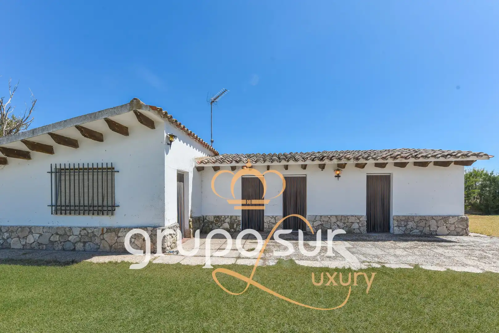 Vista exterior de Casa o chalet en venta en Trigueros del Valle con Calefacción, Jardín privado y Terraza