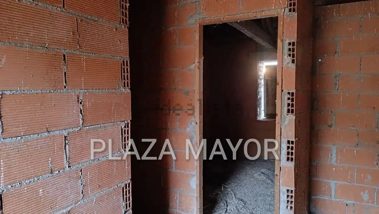 Houses for sale in Espino de la Orbada