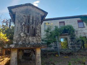 Exterior view of House or chalet for sale in Mondariz  with Private garden, Parquet flooring and Storage room