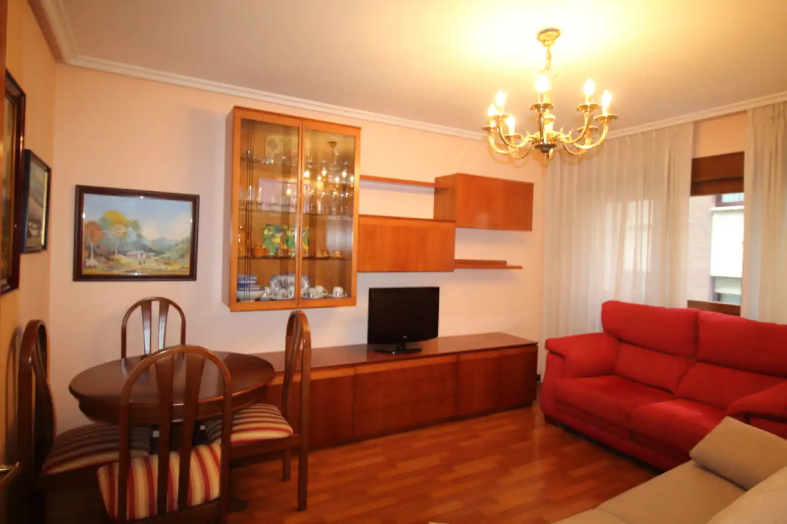 Sala de estar de Piso de alquiler en Gijón  con Calefacción y Terraza