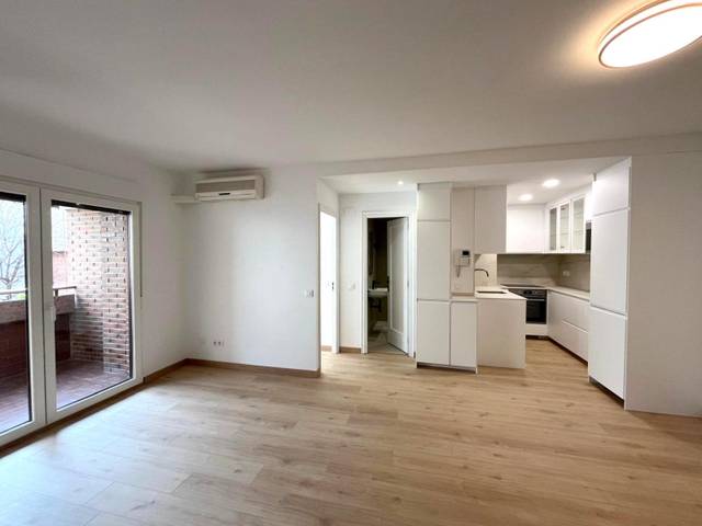 Piso en Alquiler en Jerónimos