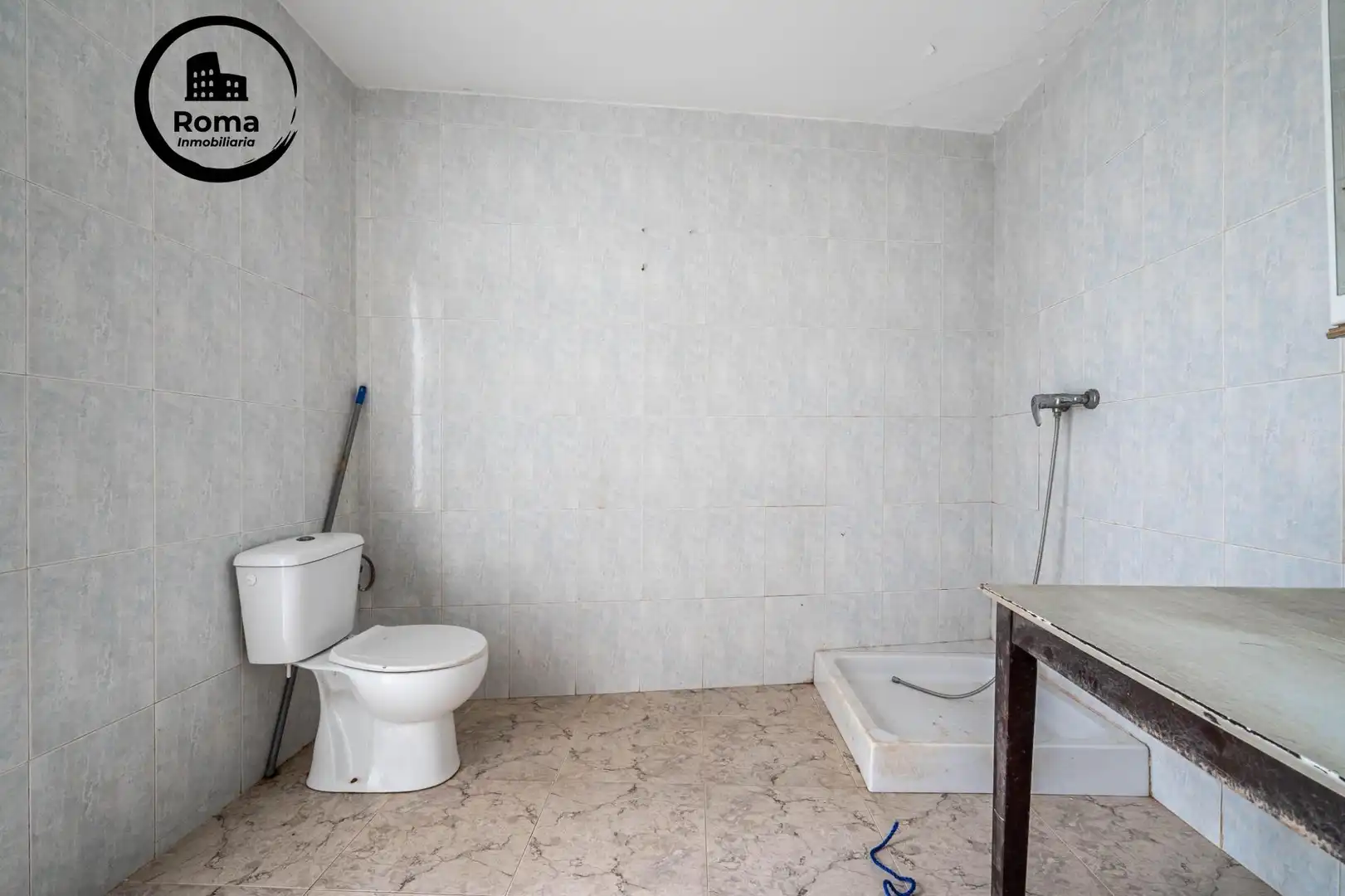 Bany de Casa o xalet en venda en Guadix