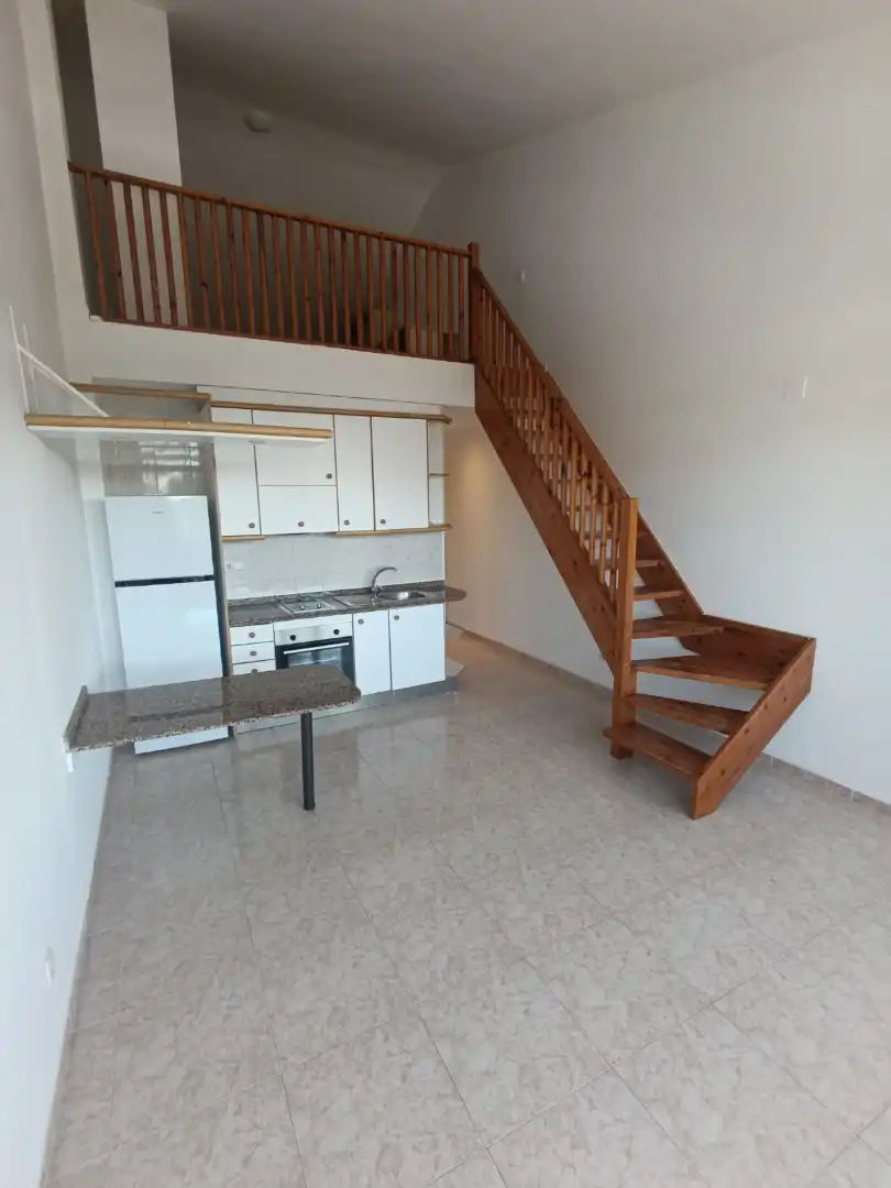Duplexes for rent in Carrer de la Creu d'en Muntaner, 24, Centre