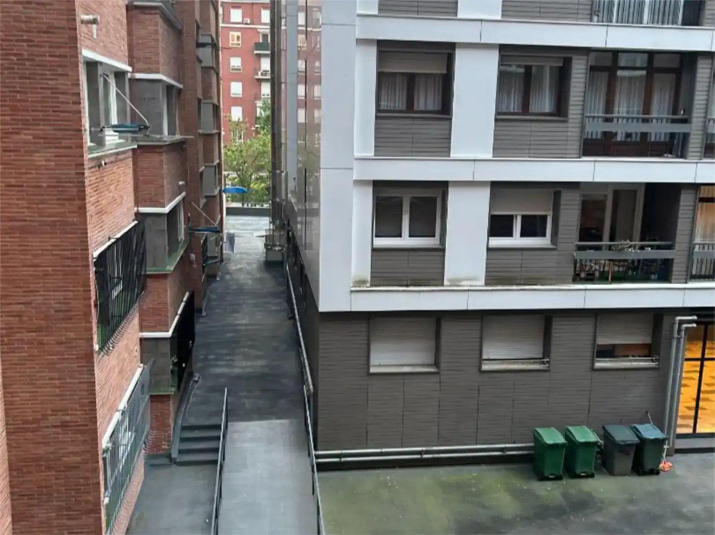 Vista exterior de Estudi de lloguer en Bilbao 