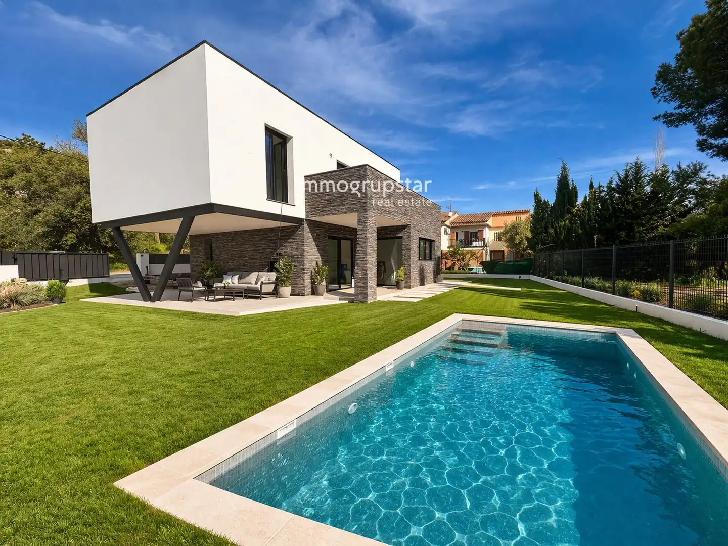 Vista exterior de Casa o chalet en venta en Calonge i Sant Antoni con Aire acondicionado, Calefacción y Terraza