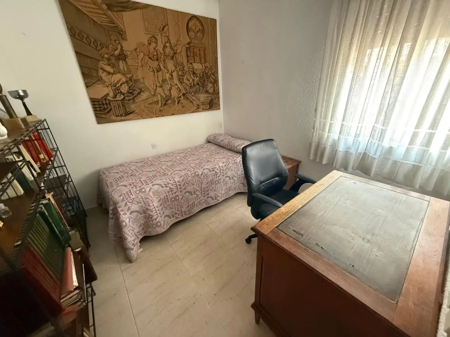 Bedroom of Flat for sale in Córdoba  with Air Conditioner and Balcony