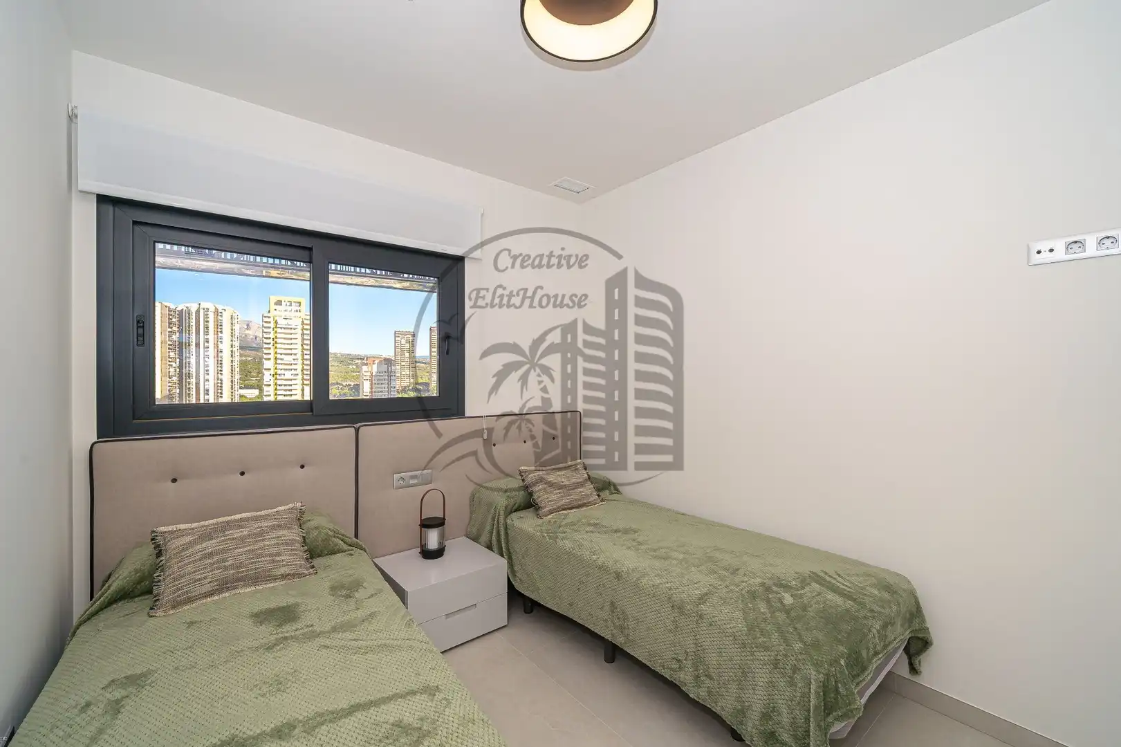 Appartement compact avec piscine à vendre à Carrer de Brasil, imagen 14