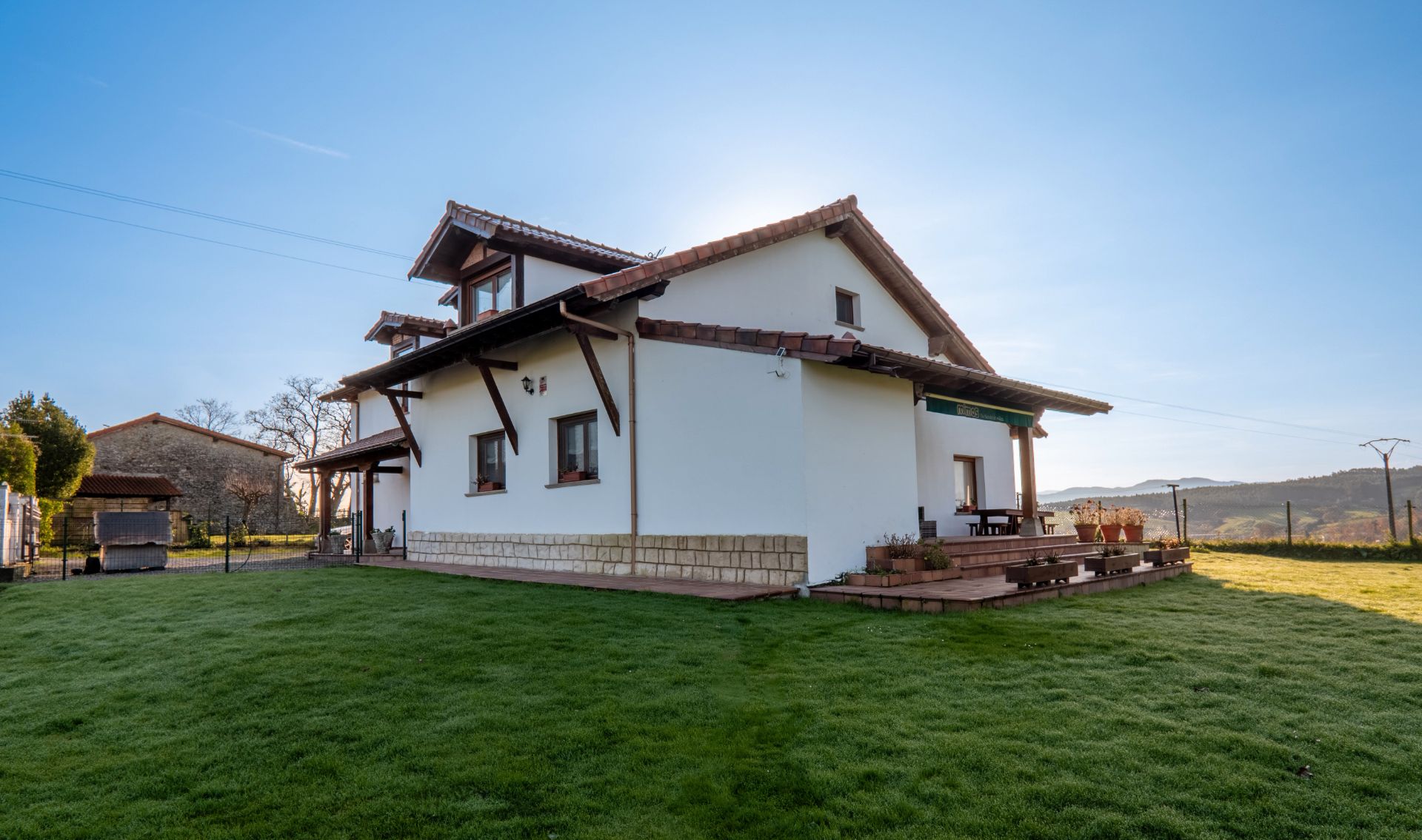 Exterior view of House or chalet for sale in Santillana del Mar  with Heating, Private garden and Parquet flooring